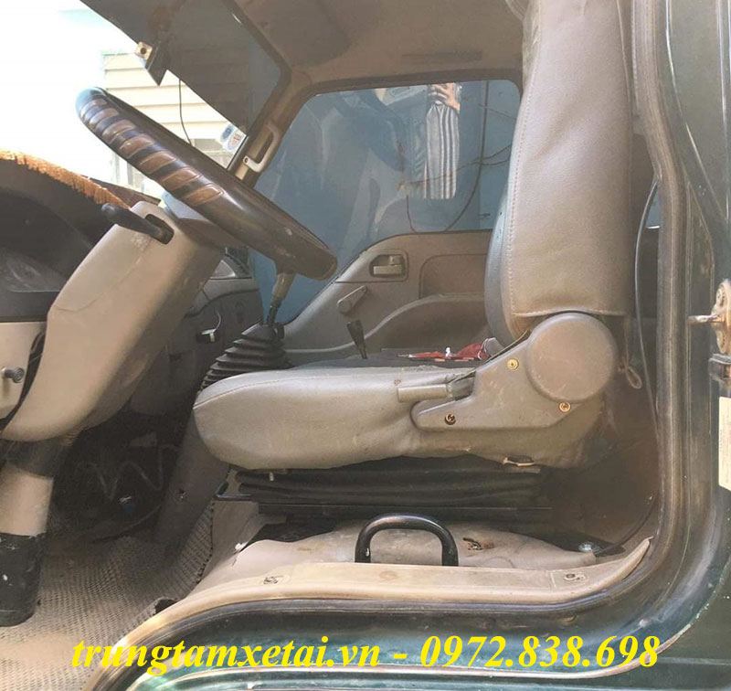 Đế ghế hơi thấp