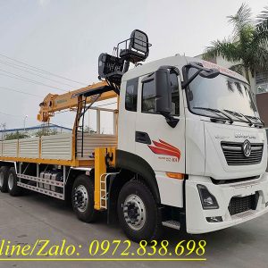Xe 4 chân Dongfeng gắn cẩu Soosan 12 tấn