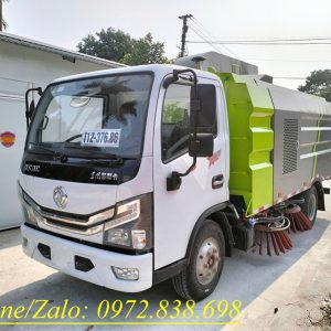 Xe quét đường hút bụi Dongfeng 5 khối