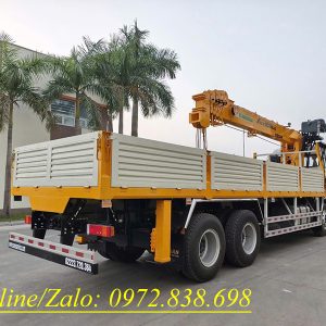 Xe tải Dongfeng 4 chân gắn cẩu Soosan 12 tấn