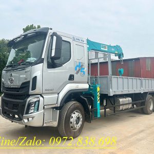 Chenglong H5 gắn cẩu Hyundai 5 tấn