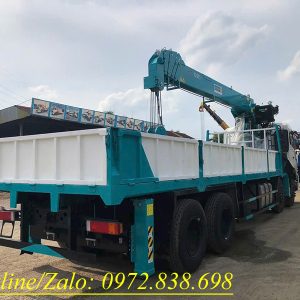 Xe Dongfeng 4 chân gắn cẩu Hyundai 12 tấn
