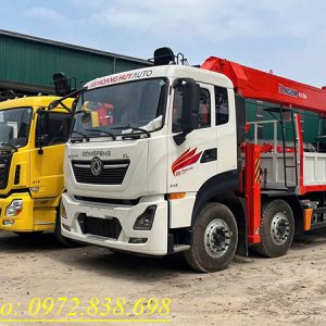 Dongfeng 4 chân gắn cẩu Kanglim 15 tấn