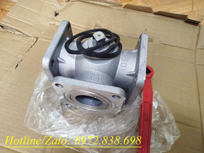 Van 3 ngả DN50 xe phun nước rửa đường