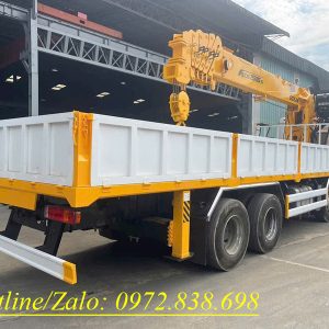 Xe 4 chân Faw JH6 gắn cẩu Soosan 15 tấn