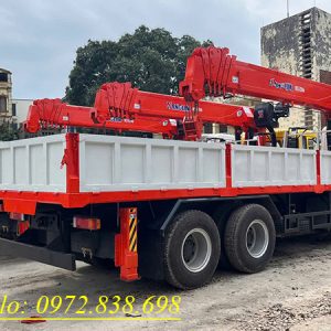 Xe Dongfeng 4 chân gắn cẩu Kanglim 15 tấn