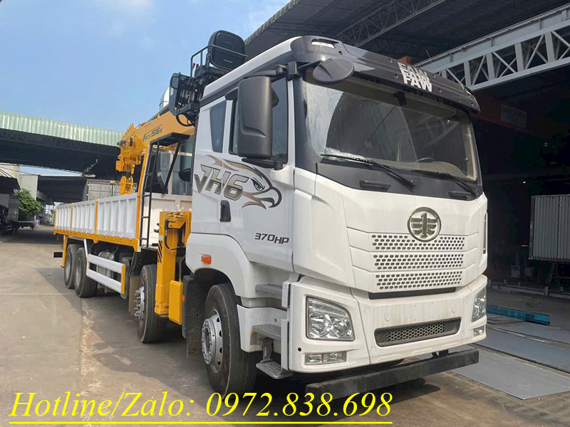 Xe Faw JH6 gắn cẩu Soosan 15 tấn