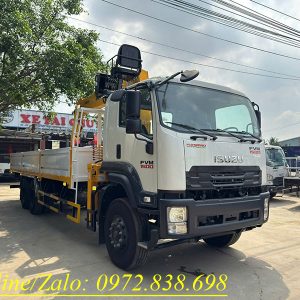 Xe ISUZU FVM gắn cẩu Soosan 8 tấn