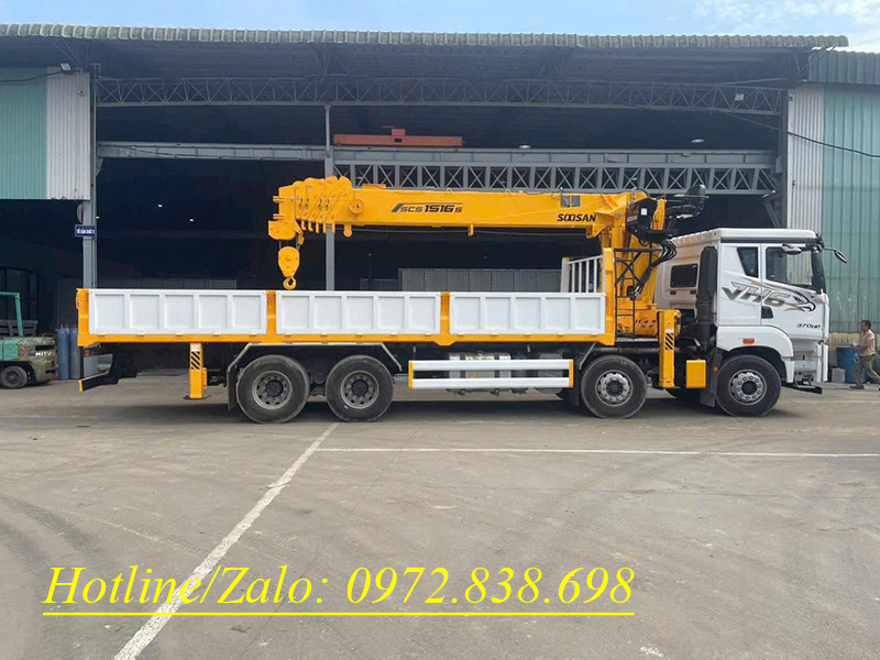 Xe tải Faw 4 chân gắn cẩu Soosan 15 tấn