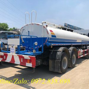Xe phun nước rửa đường 17 khối Chenglong