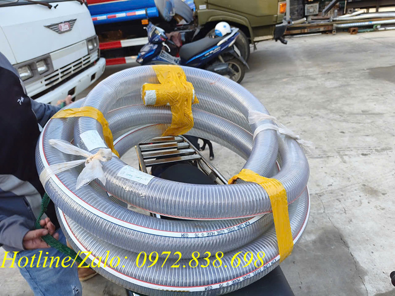 Ống hút/xả xe bồn xi téc chở xăng dầu