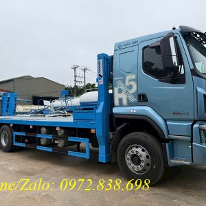 Xe 3 chân Chenglong H5 nâng đầu