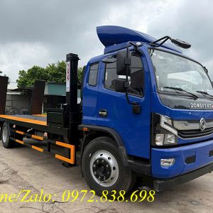 Xe Dongfeng D8 nâng đầu chở máy
