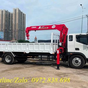 Xe Foton S90 gắn cẩu Unic 5 tấn