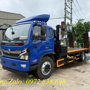 Xe Dongfeng D8 nâng đầu chở máy